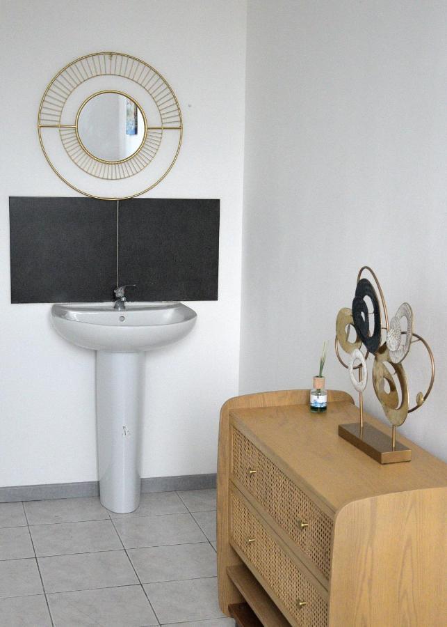 Domus Lemaitre 1 Bouchain - Parking - Wifi Tv - 2 Chambres - Proche Gare Et Commerces Lieu-Saint-Amand Extérieur photo